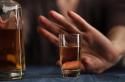 Vodica od kukire protiv alkoholizma: upute za stagnaciju, doziranje, piće